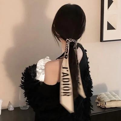 以电影内容为主轴,同时融入电视剧与综艺元素,适合偏好高完成度片单浏览的用户。